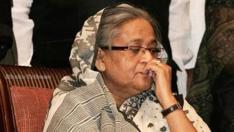 সাবেক প্রধানমন্ত্রী’র ফোনালাপ ফাঁস, নিজেকে প্রধানমন্ত্রী দাবি!