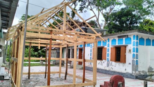 উজিরপুর মসজিদের ঈদগাহ ময়দান দখল করে দোকান নির্মাণ !
