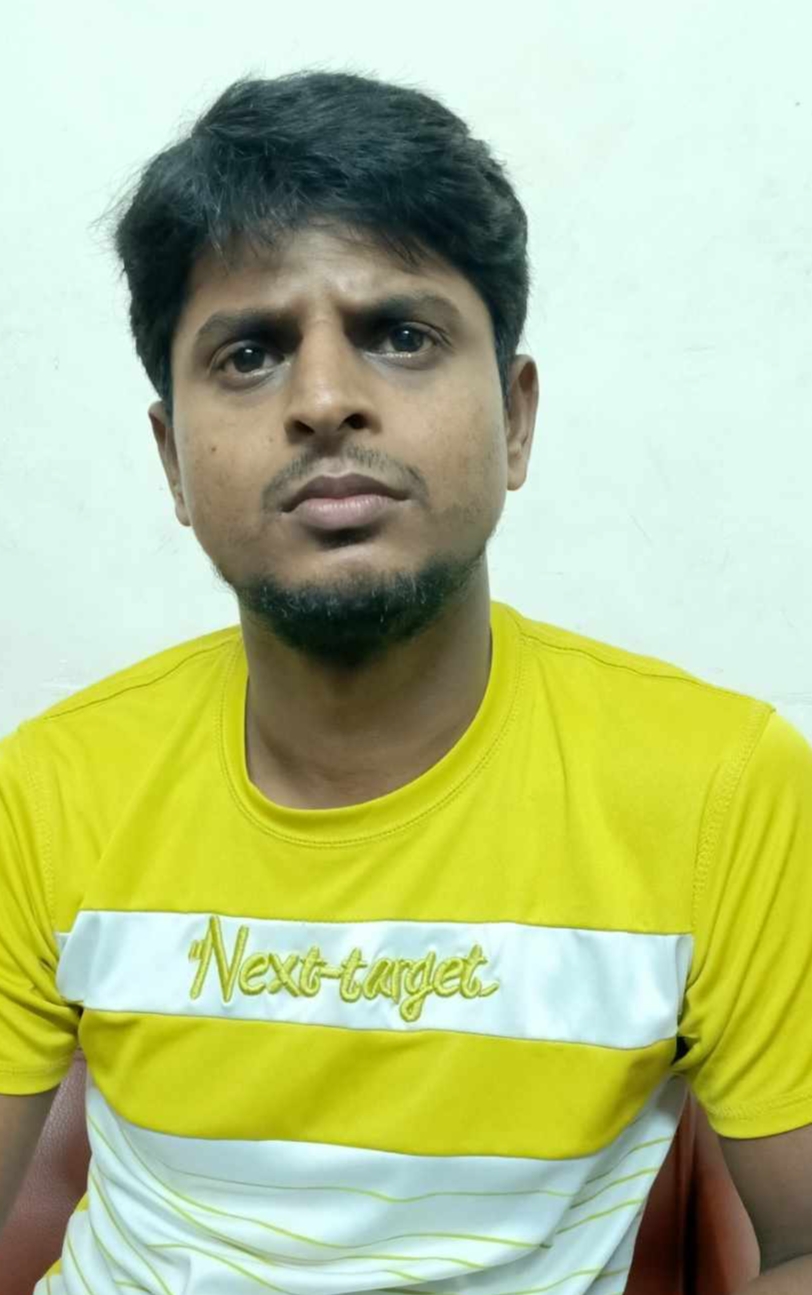 বরিশালে পরিবহন থেকে মাছ ছিনতাই মামলার আসামী নিরাপরাধ যুবক(!)