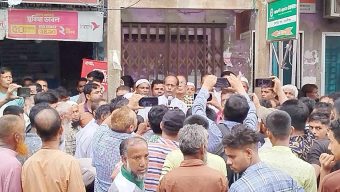 মেহেন্দিগঞ্জে ১৬ বছরের নিপীড়নে নিষ্পেষিত নেতাকর্মীদের সাথে শুভেচ্ছা বিনিময় করতে এসেছি-নুরু রহমান 