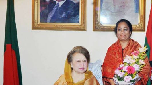 বরিশালে বিএনপি নেত্রী শিরিন ষড়যন্ত্রের শিকার!