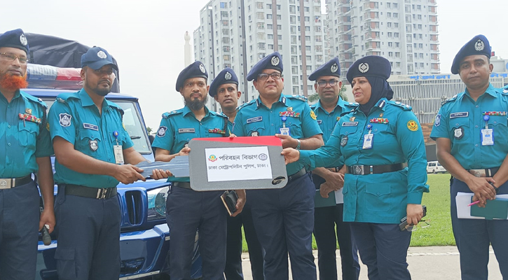 পুলিশি কাজে গতিশীলতা ফেরাতে যুক্ত হচ্ছে ৫০ গাড়ি, হস্তান্তর ১০টি