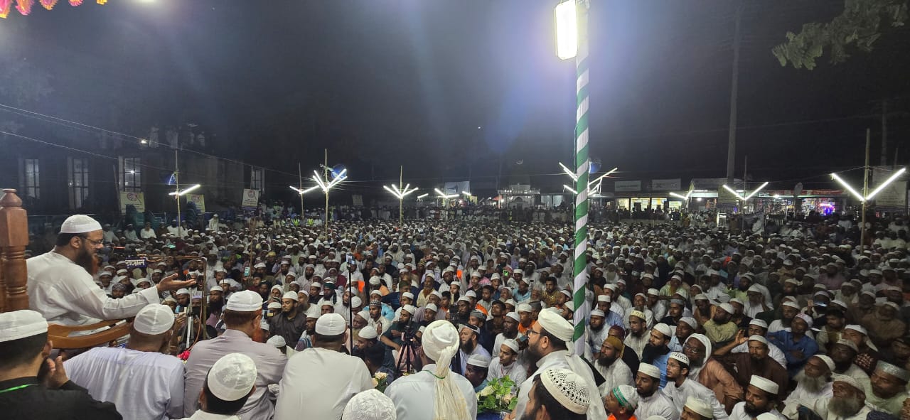 আল্লাহভীরু লোকের নেতৃত্ব ছাড়া বাংলাদেশে শান্তি প্রতিষ্ঠা সম্ভব নয়- শায়খে চরমোনাই