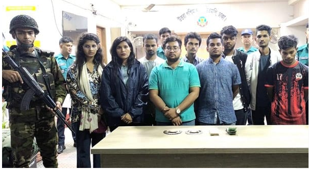 সমন্বয়ক পরিচয়ে হোটেলে চাঁদাবাজি দুই নারীসহ ৯জন গ্রেফতার