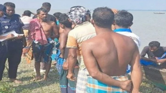 মেহেন্দিগঞ্জে ২ নৌকার সংঘর্ষে নদীতে পড়ে জেলে নিখোঁজ