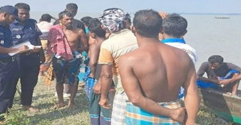 মেহেন্দিগঞ্জে ২ নৌকার সংঘর্ষে নদীতে পড়ে জেলে নিখোঁজ