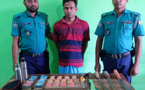 বরিশালে পুলিশের চোখ ফাঁকি দিয়ে ইউপি সদস্য রাসেলের ইয়াবা ব্যবসা রমরমা, (পর্ব-১)