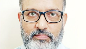 বাসের টিকিট বিক্রি.কোটি টাকার মালিক ডাবলু