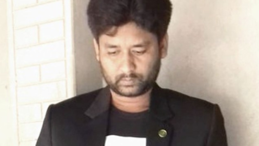 ফেসবুকে ধর্ম অবমাননার অভিযোগ,থানায় যুবকের আত্মসমর্পণ
