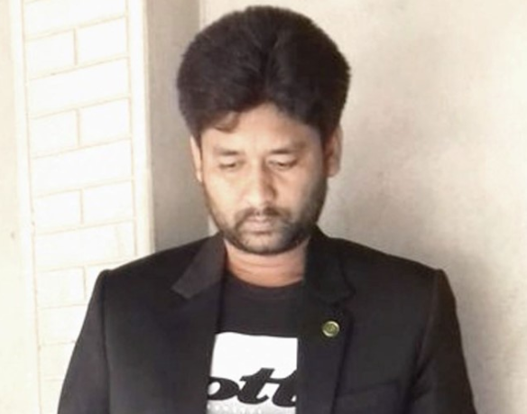 ফেসবুকে ধর্ম অবমাননার অভিযোগ,থানায় যুবকের আত্মসমর্পণ