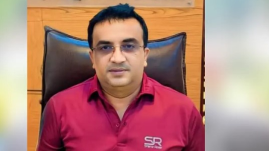 পিরোজপুরে সাবেক উপজেলা চেয়ারম্যানসহ আ.লীগের ৪০ নেতাকর্মীর নামে মামলা