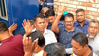 বরিশালে বিএনপি নেতার মামলায় আ.লীগের ১৮ নেতাকর্মী কারাগারে