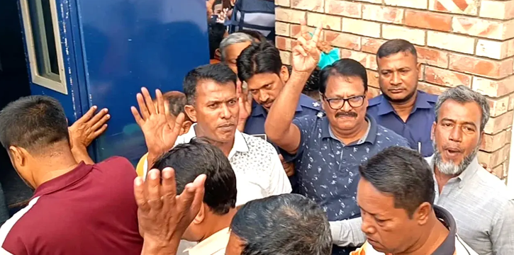 বরিশালে বিএনপি নেতার মামলায় আ.লীগের ১৮ নেতাকর্মী কারাগারে