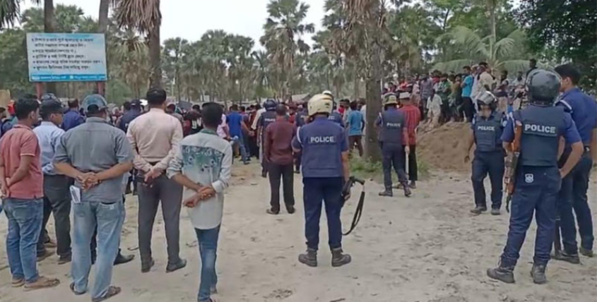 কুয়াকাটায় অবৈধ স্থাপনা উচ্ছেদ অভিযানে বাঁধা, হামলার অভিযোগে শতাধিক দখলদারের বিরুদ্ধে মামলা