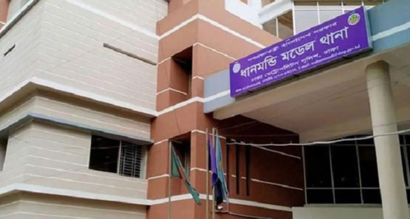 খুলনা রেঞ্জে কর্মরত এসআইর বিরুদ্ধে ছিনতাই মামলা, এসির তোপে বাদী!