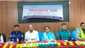 বরিশালে শিক্ষার্থীদের সঙ্গে সড়কে সচেতনতা বৃদ্ধির লক্ষ্যে আলোচনা সভা