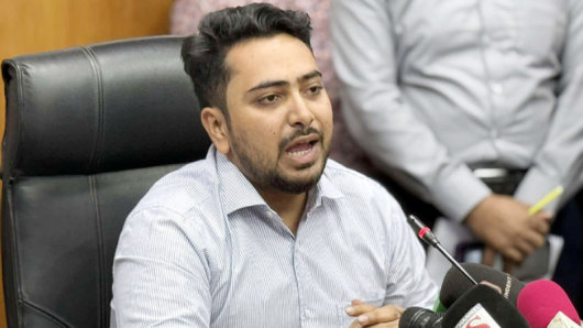 বাংলাদেশকে নিয়ে গুজব ও অপপ্রচার চলছে: তথ্য উপদেষ্টা