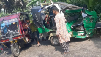 ঝালকাঠিতে মাহিন্দ্রা ও ট্রলির সংঘর্ষে দুজনের মৃত্যু