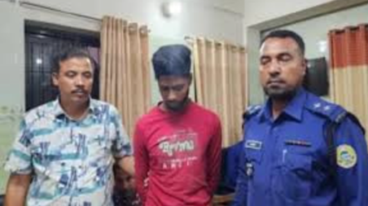 প্রেমের প্রস্তাবে রাজি না হওয়ায় অষ্টম শ্রেণির শিক্ষার্থীকে কুপিয়ে জখম