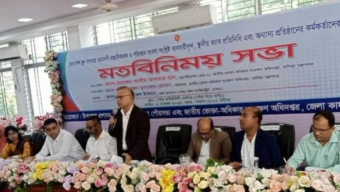 বেনাপোল স্থল বন্দরের আমদানী-রপ্তানীকারক ও পরিবহন ব্যবসা সংশ্লিষ্ট কর্মকর্তাদের সাথে মতবিনিময়