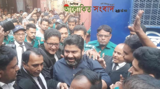 বরিশালে বিএনপির কার্যালয় ভাঙচুর: ৪ দিনের রিমান্ডে মঈন আব্দুল্লাহ
