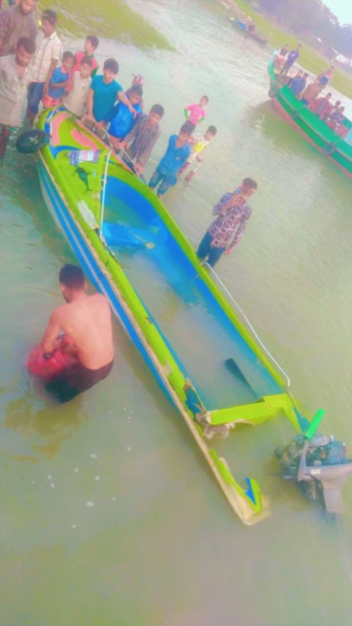 বরিশালে স্পিডবোট ও ট্রলারের মুখোমুখি দুর্ঘটনা:নৌ-নিট্রার প্রতিবেদনের তথ্য নিয়ে বিভ্রান্তি!