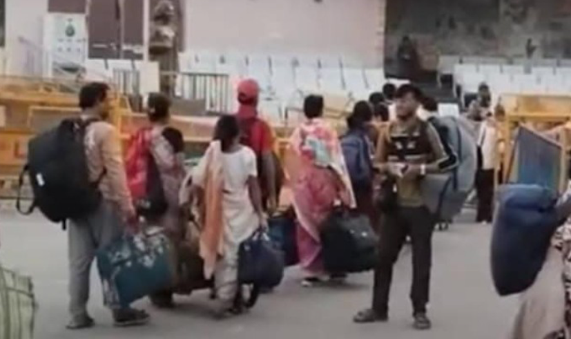 ইসকনের ৭৫ জন ভক্ত বেনাপোল ইমিগ্রেশন দিয়ে ভারত গেল