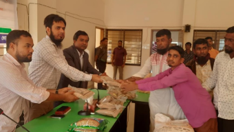 মনপুরায় কৃষি প্রনোদনার সার ও বীজ বিতরণ উদ্বোধন