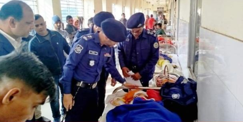 বরিশালে চোরাই গরু-ছাগল উদ্ধারে গিয়ে হামলার শিকার ৪ পুলিশ সদস্য