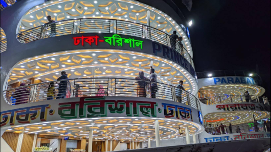বরিশালে লঞ্চের কেবিন থেকে যাত্রীদের ৮টি পাসপোর্ট ও ডলার চুরি