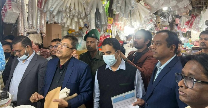 রাজধানীতে পলিথিনবিরোধী ১৯৯টি মোবাইল কোর্ট পরিচালিত, ২৫ লাখ টাকা জরিমানা