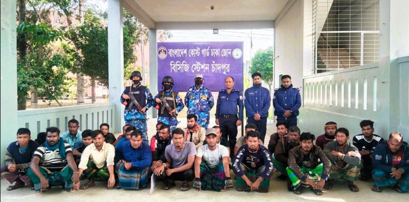 কোস্টগার্ডের অভিযানে ৩৫ হাজার ইয়াবা উদ্ধার,৭মাদক পাচারকারী আটক