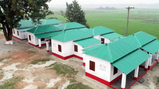 বরিশালে শ্রমিক লীগ নেতার আশ্রয়ণ প্রকল্পের ঘর দখল