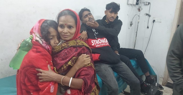 গোপালগঞ্জে অনুষ্ঠানের খাবার খেয়ে অসুস্থ শতাধিক শিশু-কিশোর