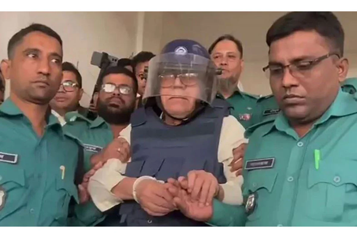 পুলিশের ওপর ক্ষোভ ঝাড়লেন কামরুল