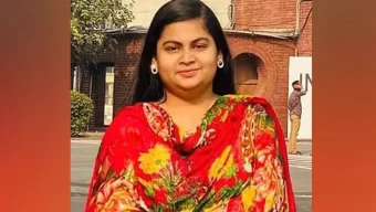ভারতে যাওয়ার সময় বেনাপোলে ছাত্রলীগ নেত্রী গ্রেফতার