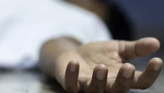 রাস্তার পাশে পড়ে ছিল বৃদ্ধার লাশ