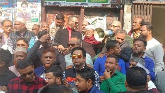 বরিশালে বিএনপির ২ নেতার বাসায় হামলার প্রতিবাদে সমাবেশ