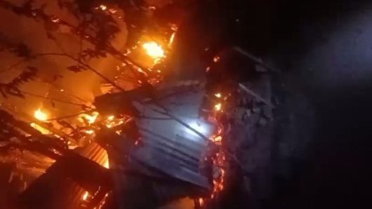 বরিশালে বিএনপি কর্মীর ঘরে অগ্নিসংযোগ
