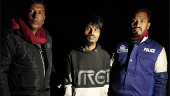 হিজলায় গাঁজাসহ মাদকবিক্রেতা আটক