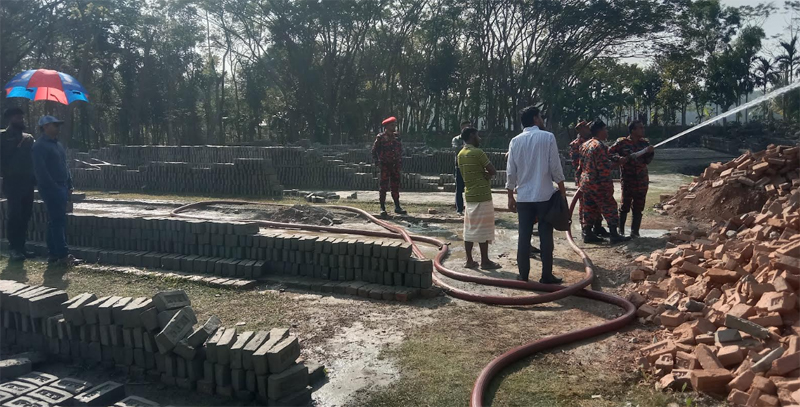 নলছিটিতে অবৈধ পাঁজাসহ ইট ধ্বংস, ৩ লাখ টাকা জরিমানা