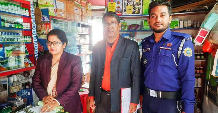 বরিশালে ৫ দোকানির জরিমানা