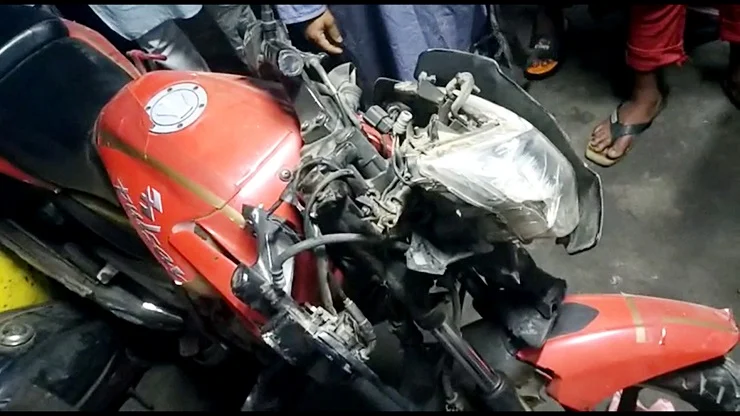 বিদ্যুতের খুঁটিতে মোটরসাইকেলের ধাক্কা, মসজিদের ইমাম নিহত