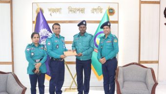 বরিশালে চাঞ্চল্যকর হত্যা মামলার আসামী গ্রেপ্তার করে পুরস্কার পেলেন এসআই হরষিতৎ