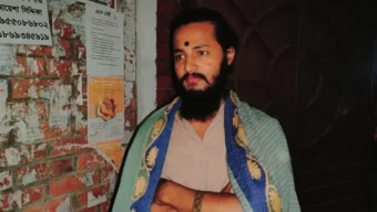 নারী সেজে জাহাঙ্গীরনগর বিশবিদ্যালয়ের ছাত্রী হলে বহিরাগত যুবক, অতঃপর..!