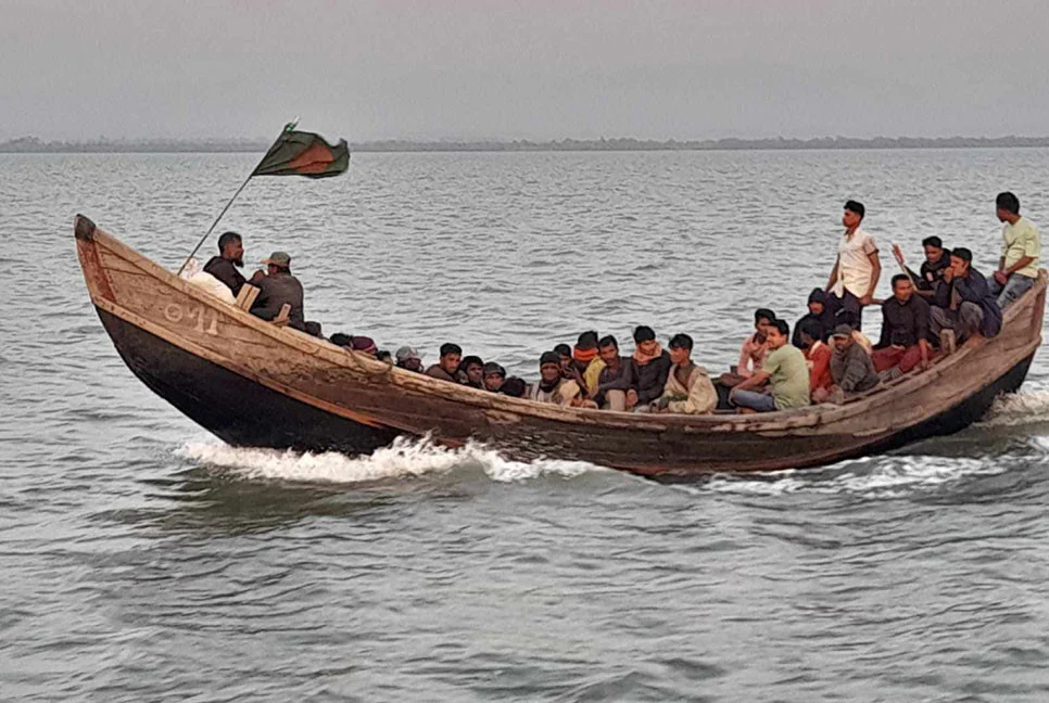 অপহরণের শিকার ২৯ মাঝিমাল্লাকে ফেরত দিল আরাকান আর্মি