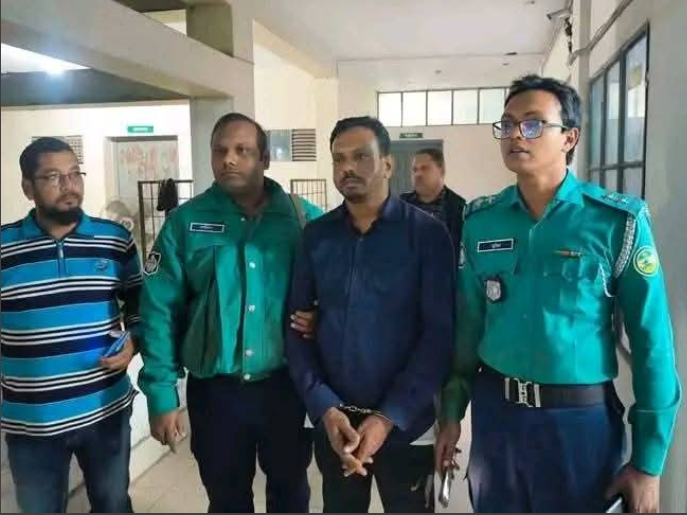 বিসিসি’র নির্বাচনে মেয়রপ্রার্থী ফয়জুল করীমের ওপর হামলা, স্বপন আটক