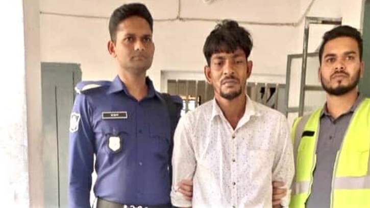 পুলিশের ওপর হামলা করে ছিনিয়ে নেওয়া মাদক কারবারী গ্রেফতার