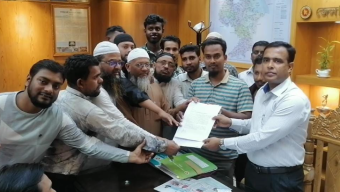 বেলতলা খেয়াঘাটের ইজারা বাতিলের দাবিতে স্বারকলিপি প্রদান