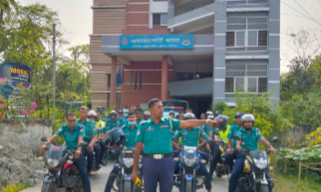 বরিশালে ঈদের নিরাপত্তা নিশ্চিতে এয়ারপোর্ট থানা পুলিশের মহড়া